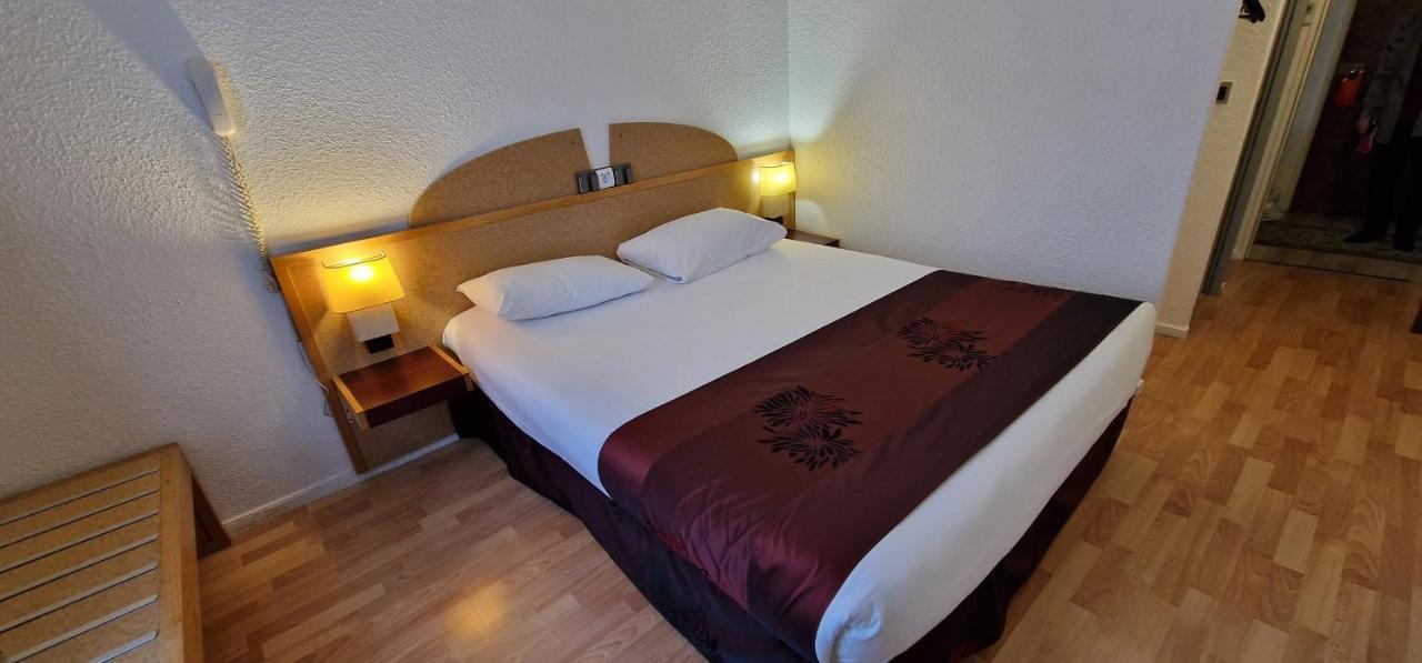 Kyriad Direct Arpajon Bagian luar foto