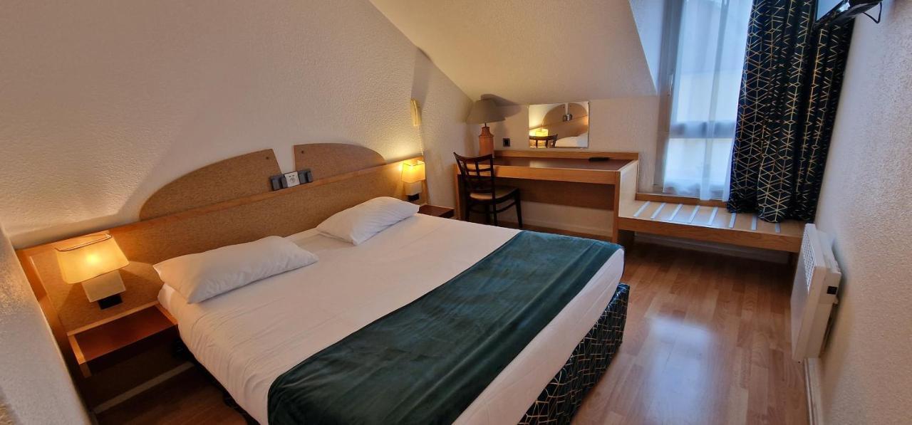 Kyriad Direct Arpajon Bagian luar foto