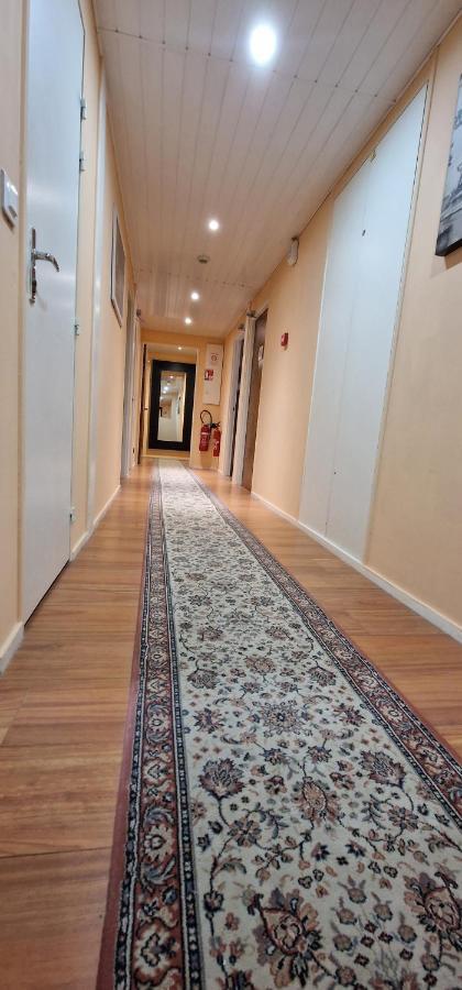 Kyriad Direct Arpajon Bagian luar foto