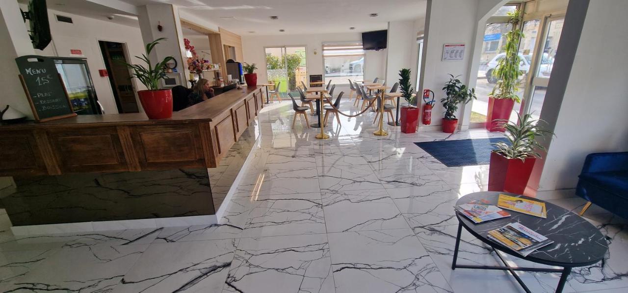 Kyriad Direct Arpajon Bagian luar foto